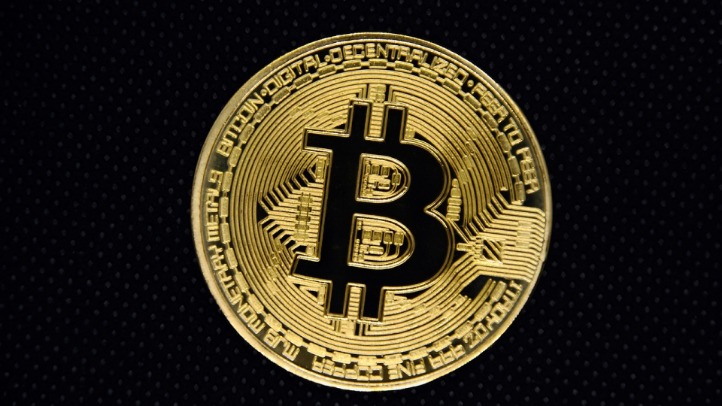 bitcoin drugs market